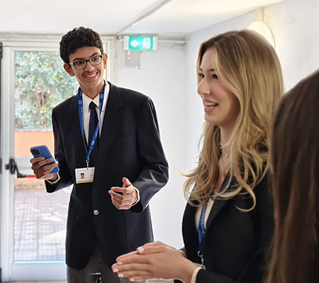 MUN Gallery Photo 2